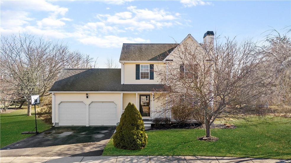 35 Straw Ln, Wakefield, RI 02879 - photo 1