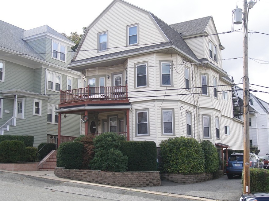 7 University Ave, Medford, MA 02155 - photo 1