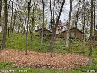 1172 Copperwood Dr, Bloomfield Hills, MI 48302 - photo 1