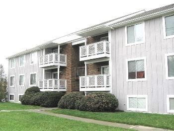 1207 University Terrace unit E, Blacksburg, VA 24060 - photo 1