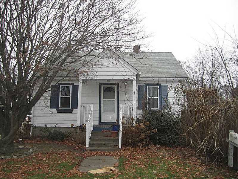 14 S Fairview St, Johnston, RI 02919 - photo 1