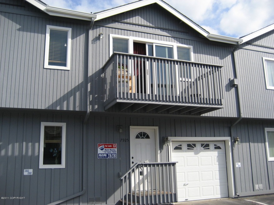 01 Front of Home