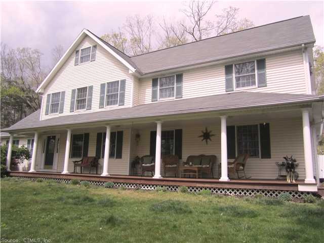 53 Hemlock Ridge Rd, Southbury, CT 06488 - photo 1