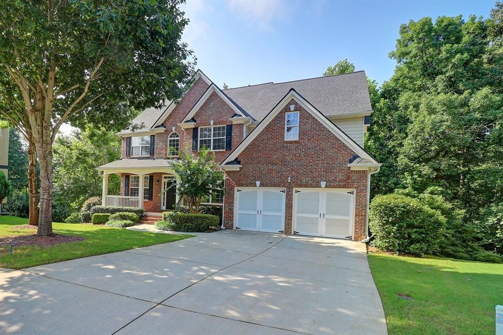 3910 Suwanee Bend Drive - 5 Bedrooms / 4 Baths - c