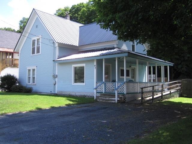 47 Elm St, Hardwick, VT 05843 - photo 1