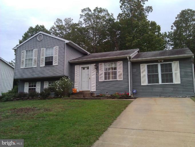 18065 Tebbs Ln, Dumfries, VA 22026 - photo 1