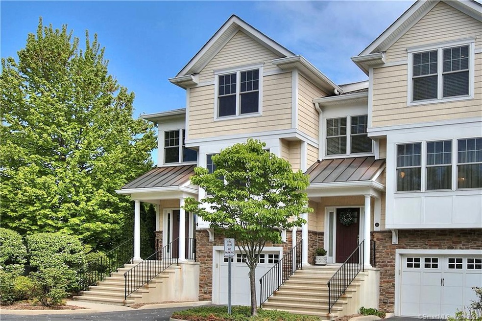 502 Bradley Ln unit 502, Westport, CT 06880 - photo 1