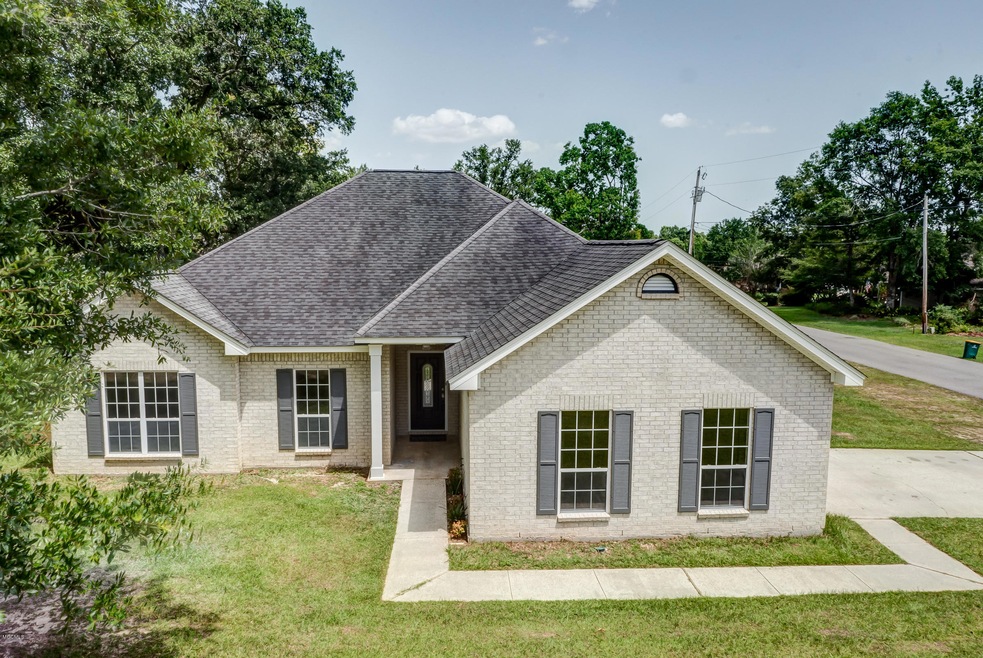 10670Shorecrest-35