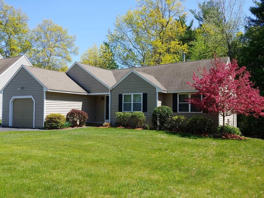 4 Sterling Way, Hudson, NH 03051 - photo 1