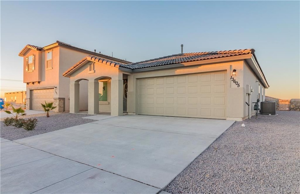 13605 Blackburn Ave, El Paso, TX 79928 - photo 1