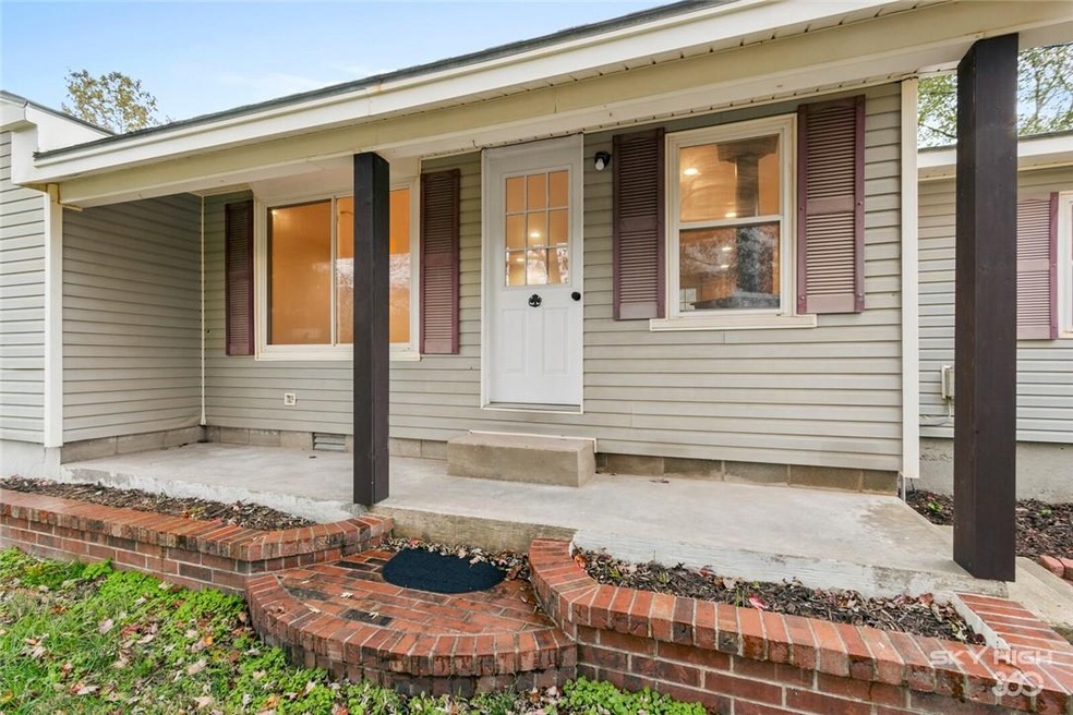 16952 Robinson Rd, Siloam Springs, AR 72761 - photo 1