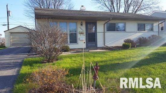 2604 W 13th St, Davenport, IA 52804 - photo 1