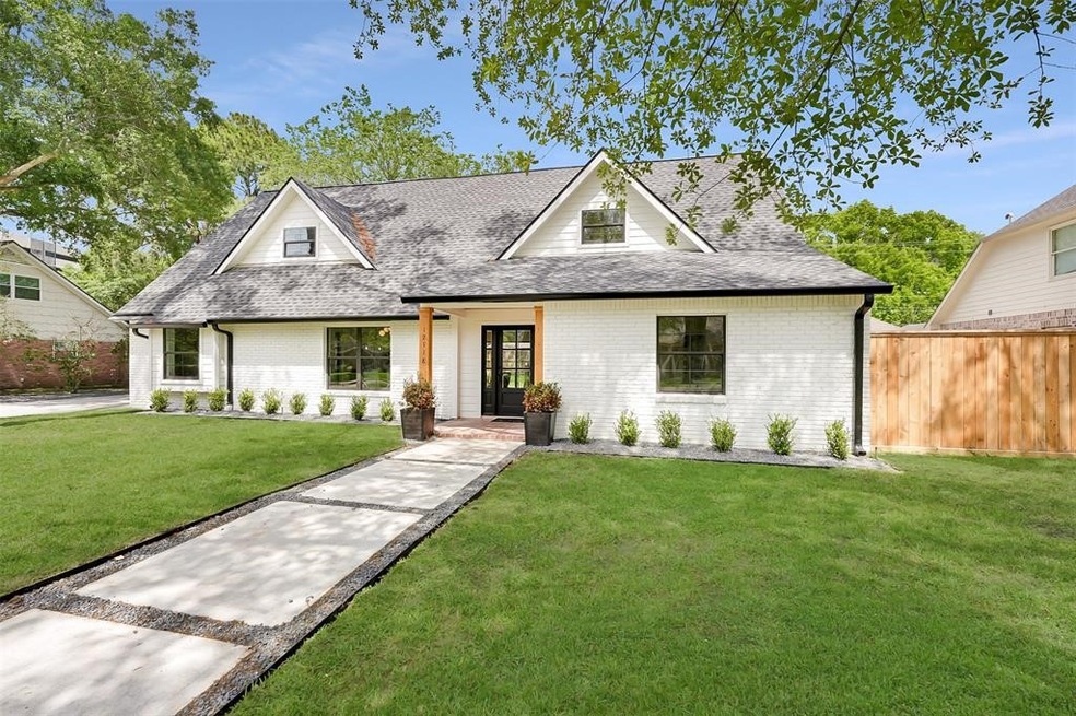 12118 Kimberley Ln, Houston, TX 77024 - photo 1