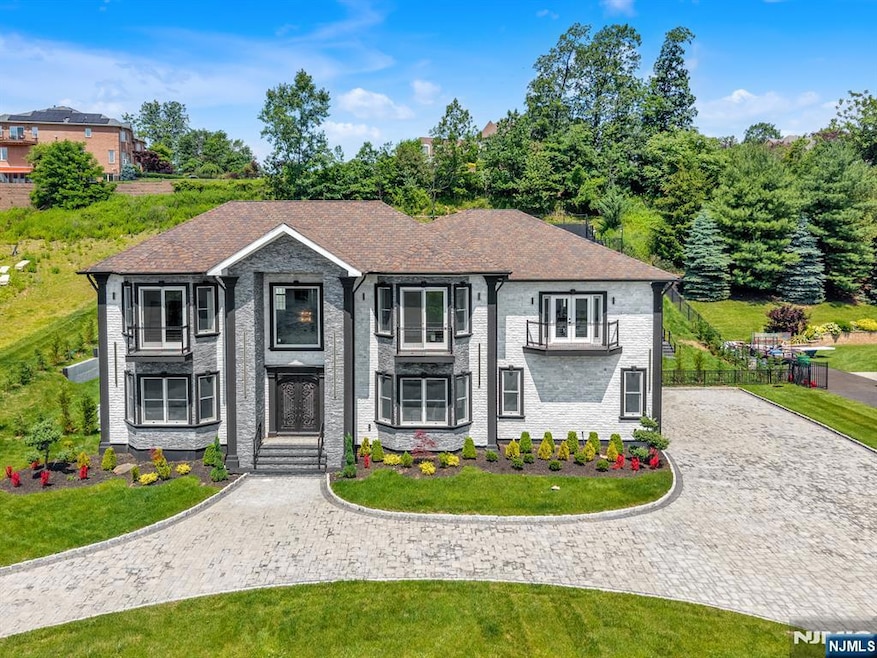 125 Hamilton Trail, Totowa, NJ 07512 - photo 1