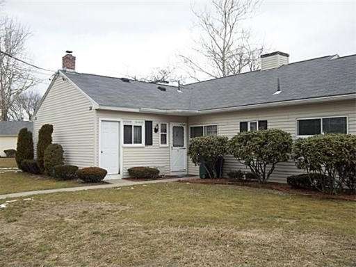 74 Horseshoe Dr unit 74, Chicopee, MA 01022 - photo 1