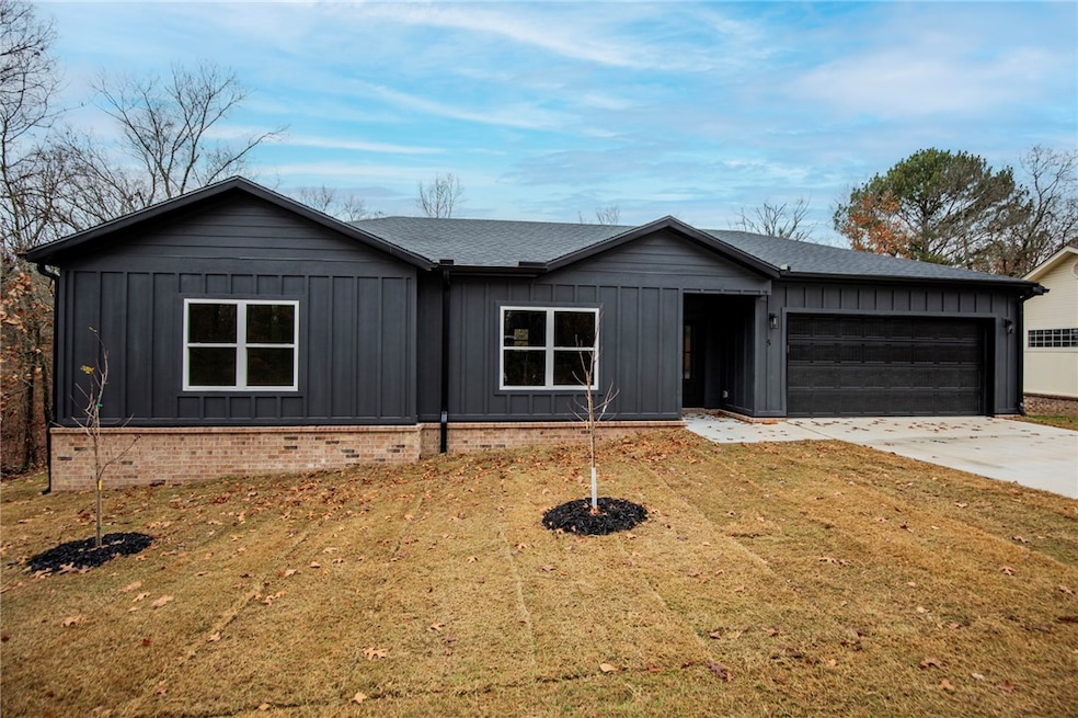 5 Orkney Dr, Bella Vista, AR 72715 - photo 1
