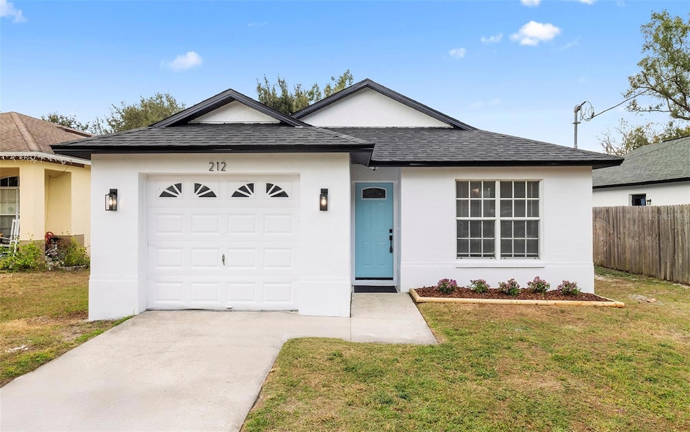 212 2nd Ave SE, Lutz, FL 33549 - photo 1