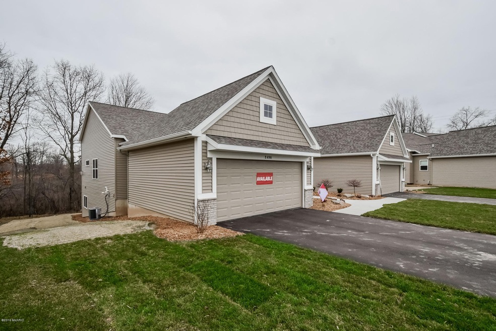 2477 Highridge Hills Ln SE unit 57, Grand Rapids, MI 49546 - photo 1