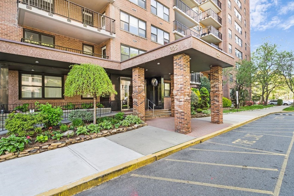 225 St Pauls Ave unit 10J, Jersey City, NJ 07306 - photo 1