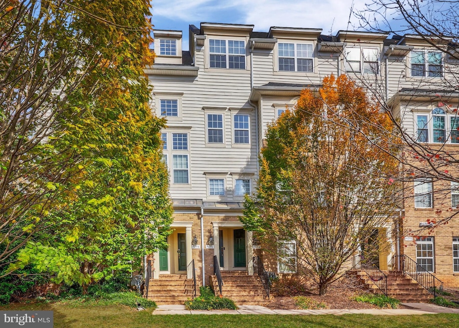 7096 Little Thames Dr, Gainesville, VA 20155 - photo 1