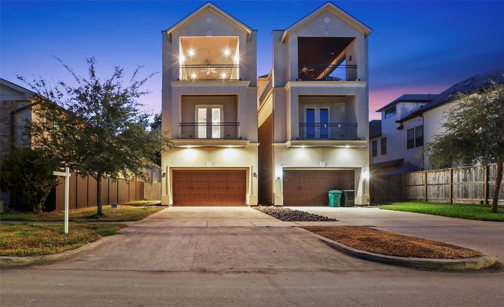 1727 Moritz Dr unit B, Houston, TX 77055 - photo 1