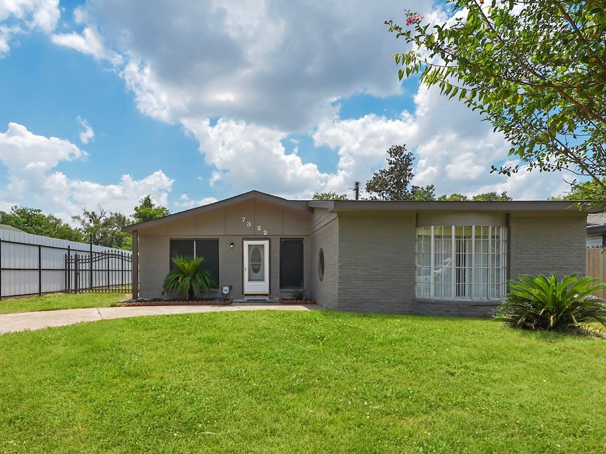 7322 Bigwood St, Houston, TX 77016 - photo 1