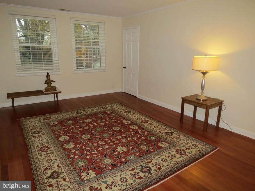 4512 36th St S unit B2, Arlington, VA 22206 - photo 1