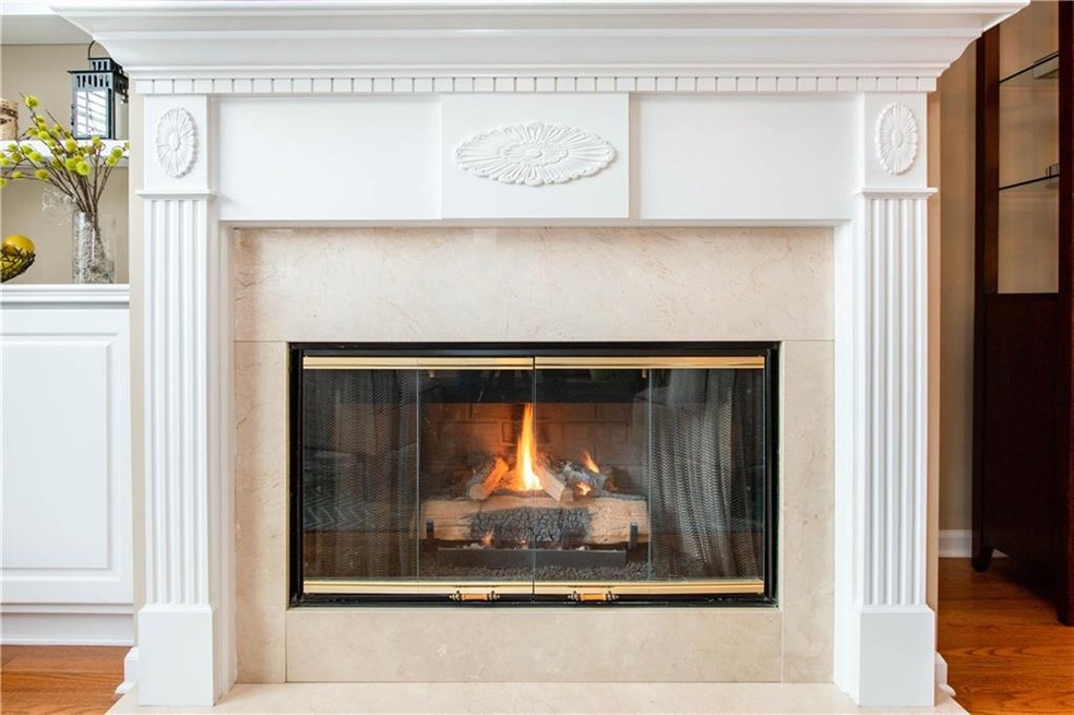 1701 Waters Edge Trail, Roswell, GA 30075 - photo 1