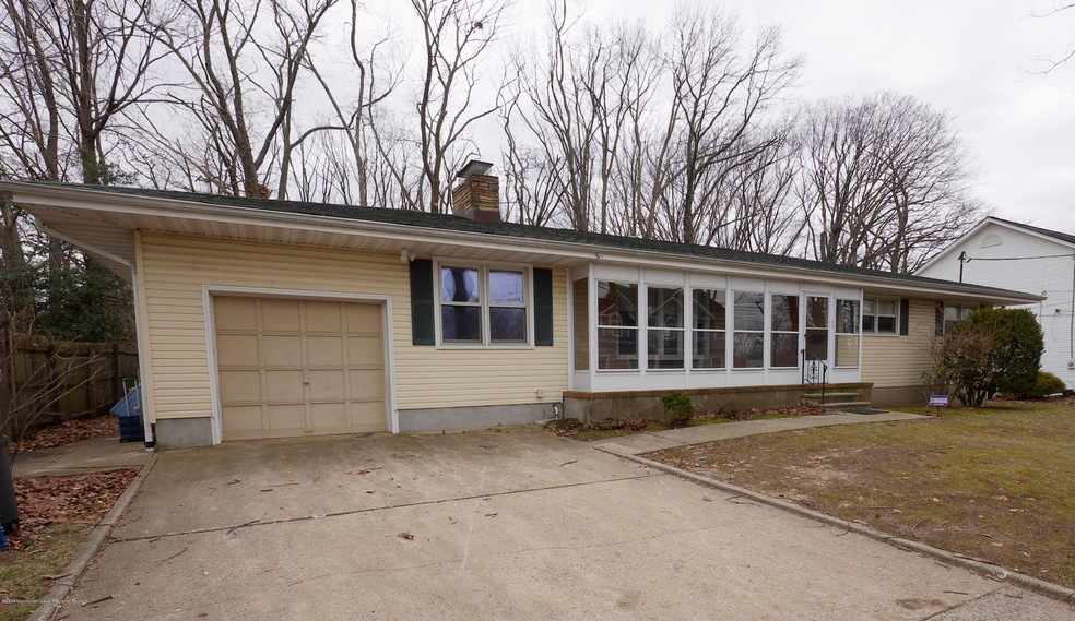 62 Chandler Ave, Keyport, NJ 07735 - photo 1