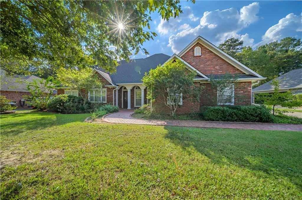 115 Sweetwater Rim, Pineville, LA 71360 - photo 1