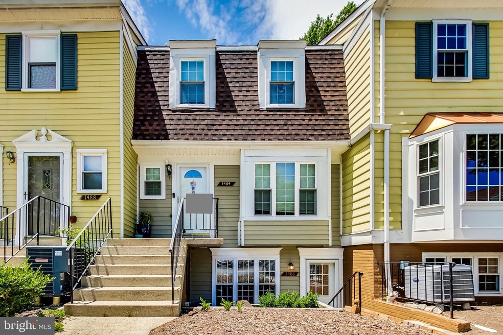 1486 Lowell Ct, Crofton, MD 21114 - photo 1