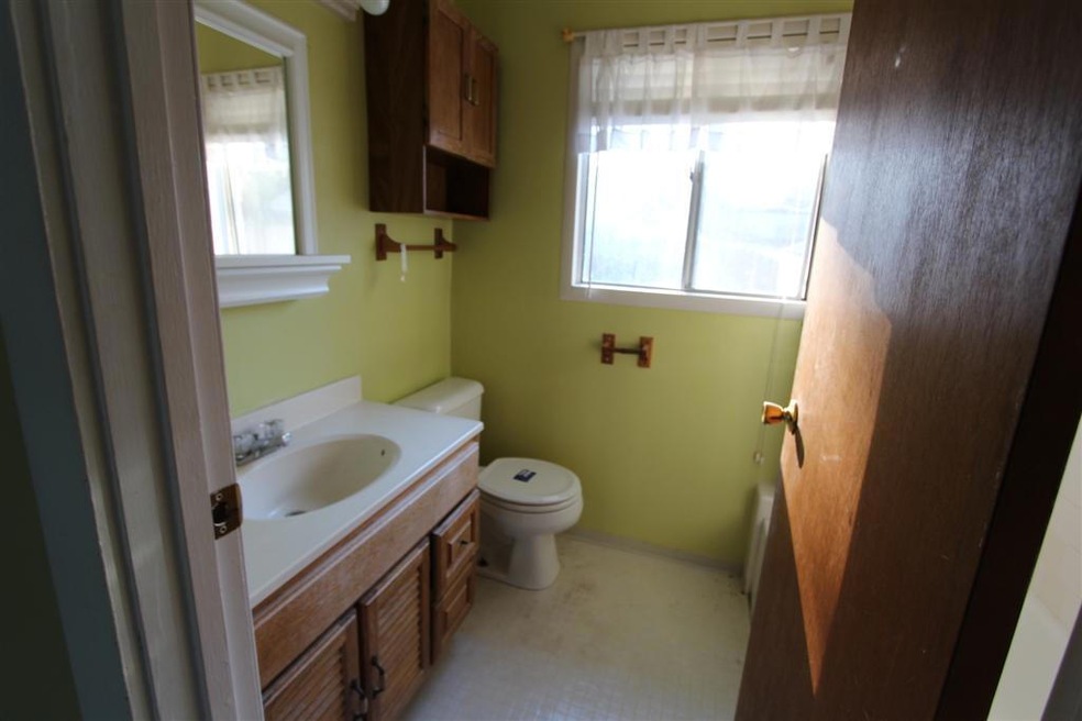 bathroom (Large)