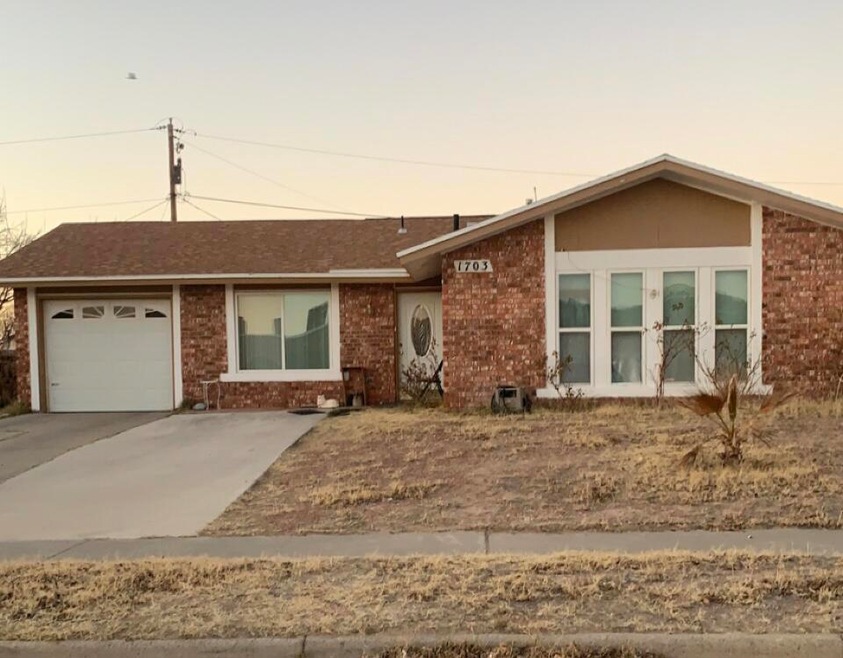 1703 Catham Cir, Horizon City, TX 79928 - photo 1