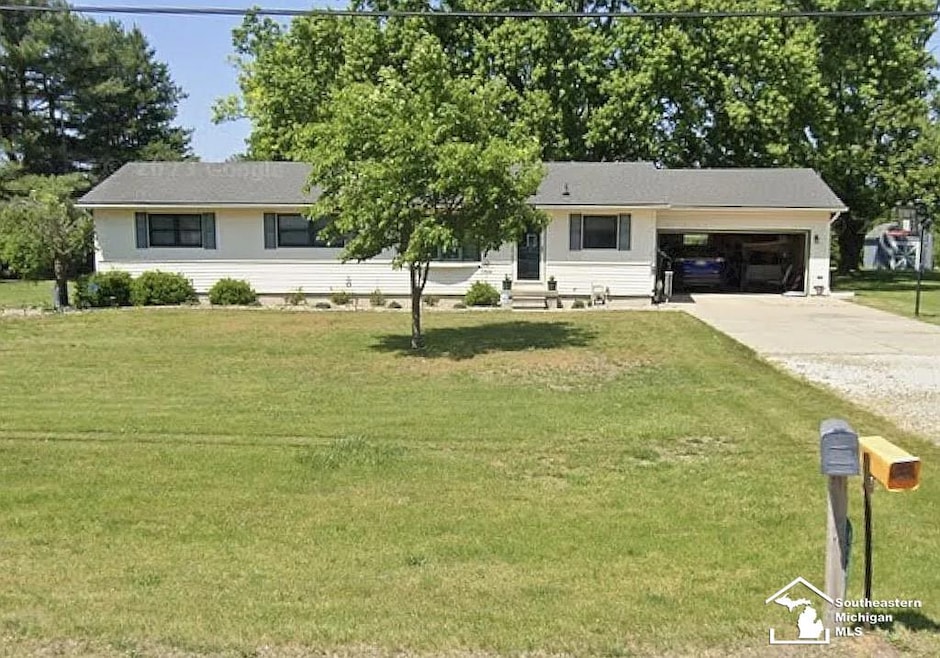 4530 Stadler Rd, Monroe, MI 48162 - photo 1