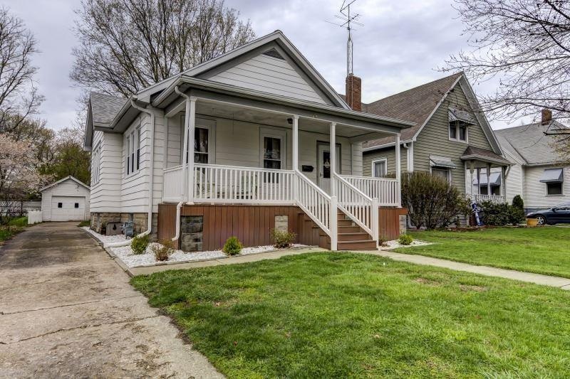 125 N Union St, Lincoln, IL 62656 - photo 1