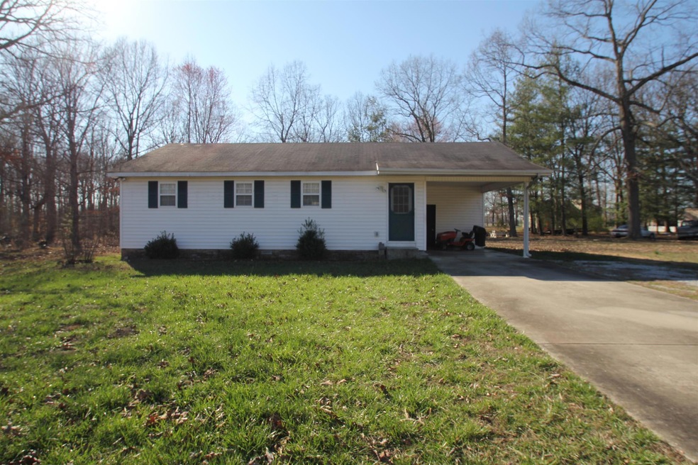 746 Gilley Cir, Manchester, TN 37355 - photo 1