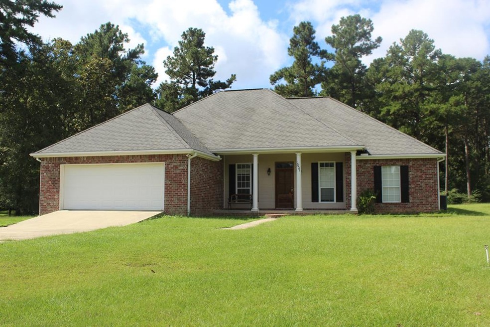 1037 Timber Dr, McComb, MS 39648 - photo 1