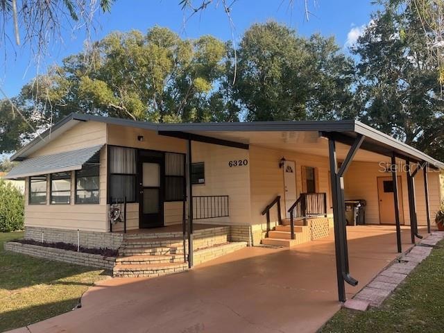 6320 Grove Pointe Dr SE, Winter Haven, FL 33884 - photo 1