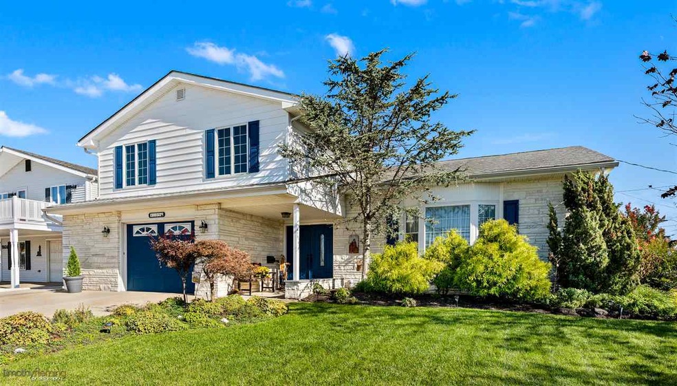 9105 Pacific Ave, Wildwood, NJ 08260 - photo 1