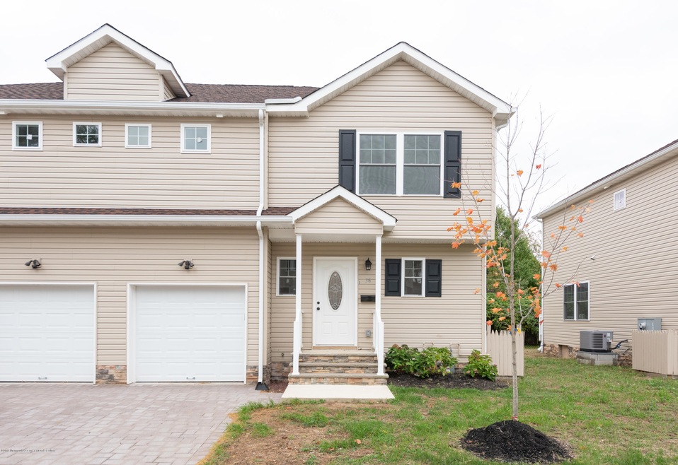 34 2nd St unit 1, Keyport, NJ 07735 - photo 1