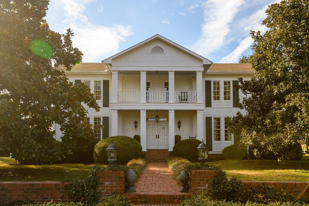 1426 Highway 82 S, Shelbyville, TN 37160 - photo 1