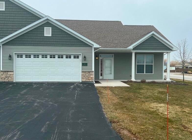 326 Isabelle Court