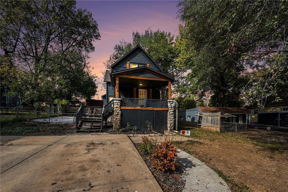 For Sale $205,000 • Co-Listing Agent