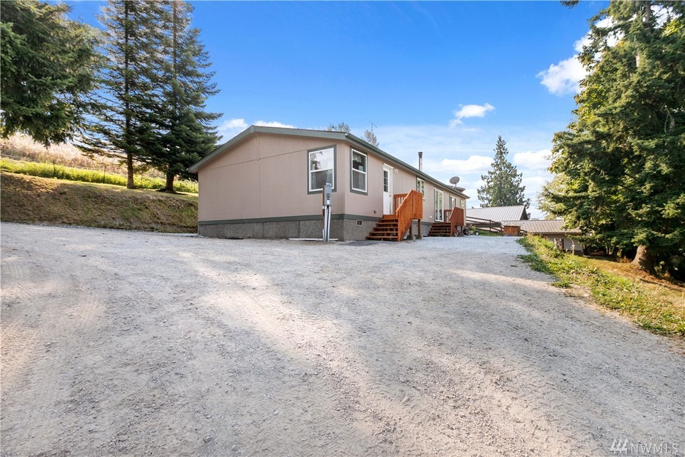 21452 Starbird Rd, Mount Vernon, WA 98274 - photo 1