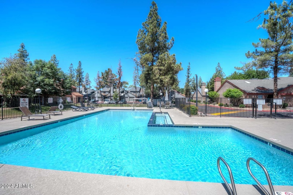 Community Pool2
