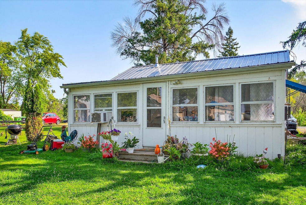 7621 Widgeon Ln, Larsen, WI 54947 - photo 1