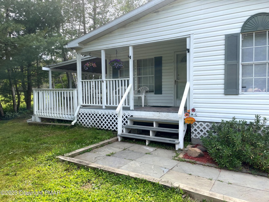 104 Tekiri Ln, Long Pond, PA 18334 - photo 1