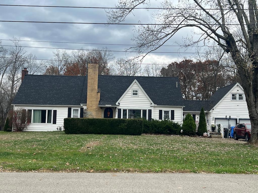 303 Wanda Rd, Portsmouth, OH 45662 - photo 1