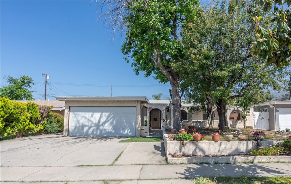 13243 Calcutta St, Sylmar, CA 91342 - photo 1