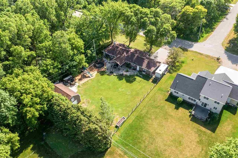 N198 Rogers Ln, Appleton, WI 54915 - photo 1